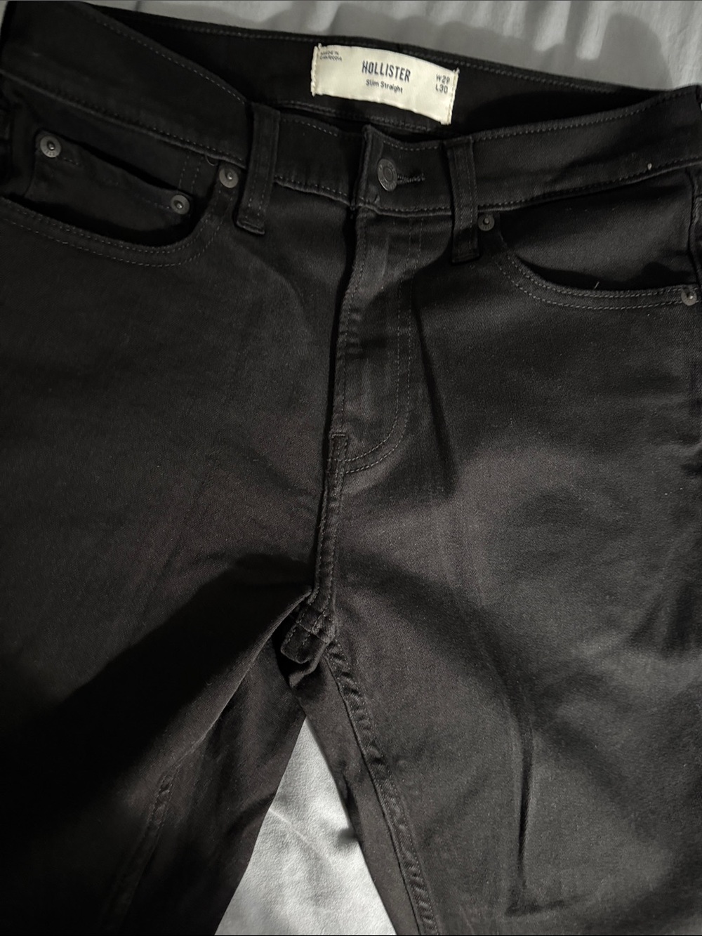 NWOT Hollister Men's Black Slim Straight Jeans - Classic Five-Pocket Style